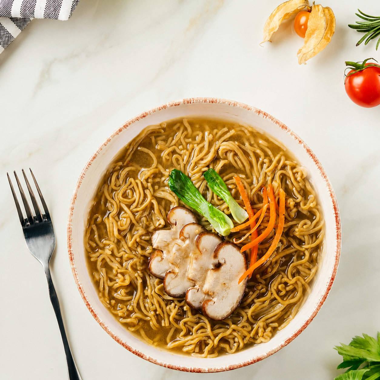 Premium hot noodle bowl